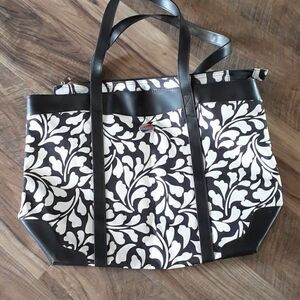 American Tourister Travel Bag Black & white filigree  Print Carry On Tote Bag